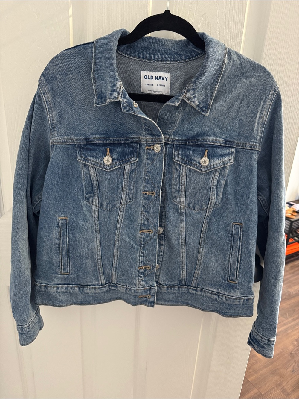 Old Navy Light Denim Jean Jacket in Faded Blue